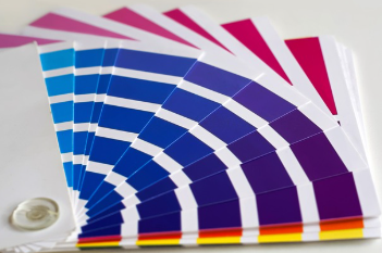 Wide-format banner printing service